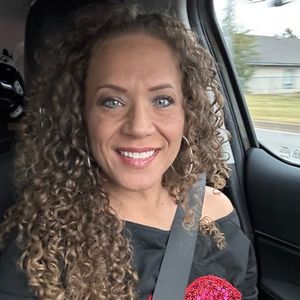 Meet your Posher, Christina